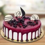 Blueberry Delight Drip Cake - Image 4