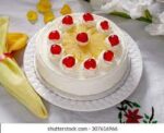 Golden Pineapple Paradise Cake - Image 2